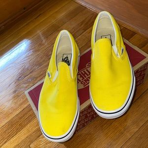 Classic Slip-On
Vibrant Yellow/True White